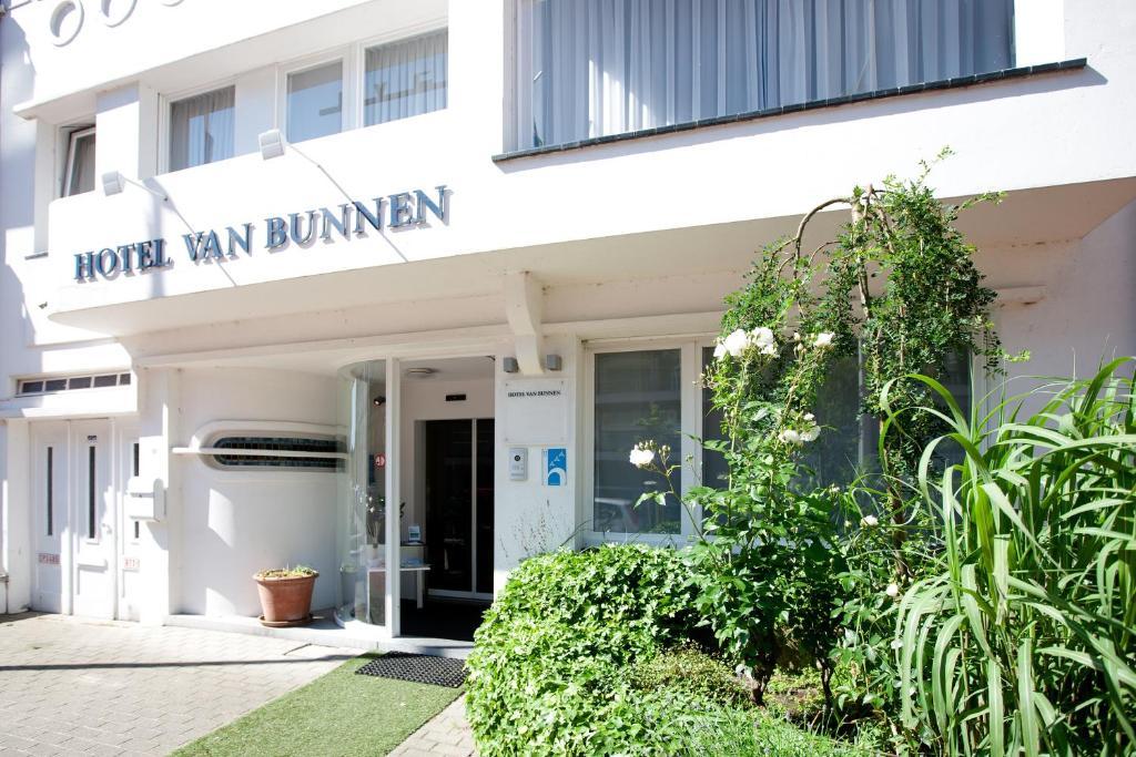Hotel Van Bunnen Knokke-Heist Bagian luar foto